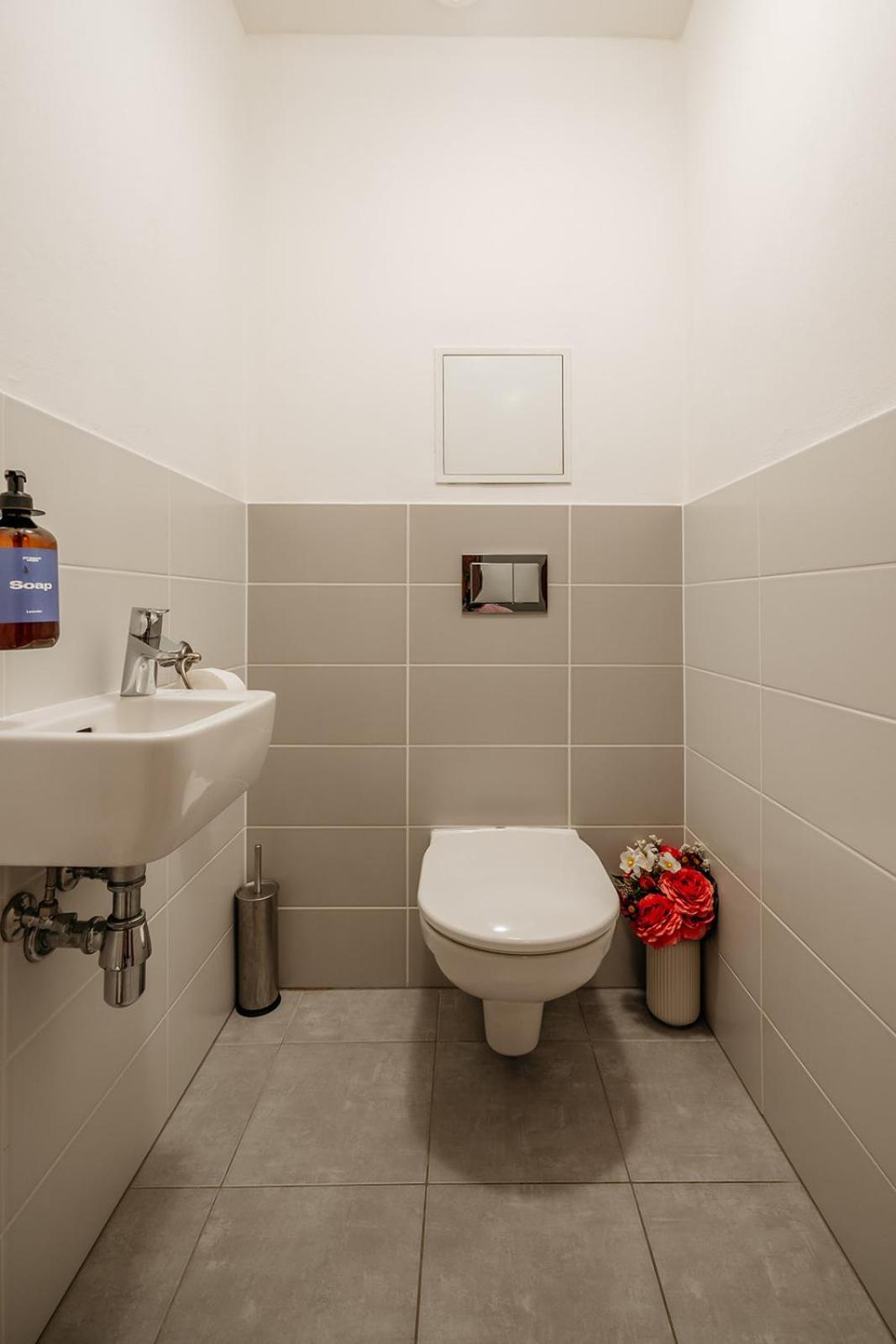 Prague Days - Bright Apartment - Balcony - Private Parking Exterior foto