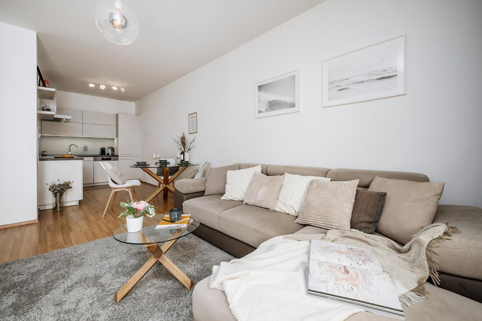 Prague Days - Bright Apartment - Balcony - Private Parking Exterior foto